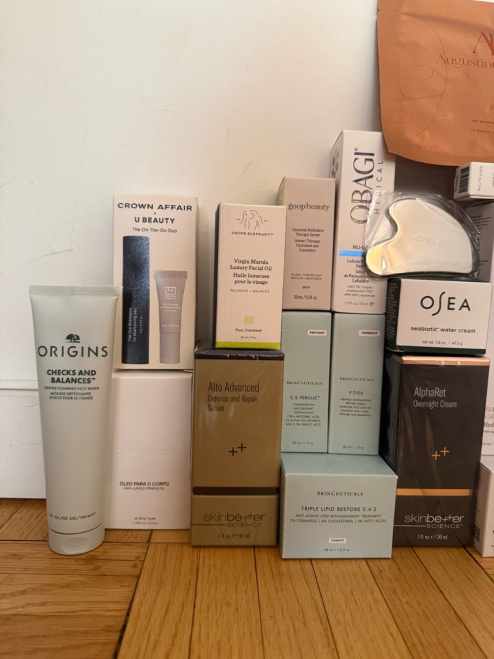 NWT Luxury Anti-Aging Skincare Set - Picture 2 of 3